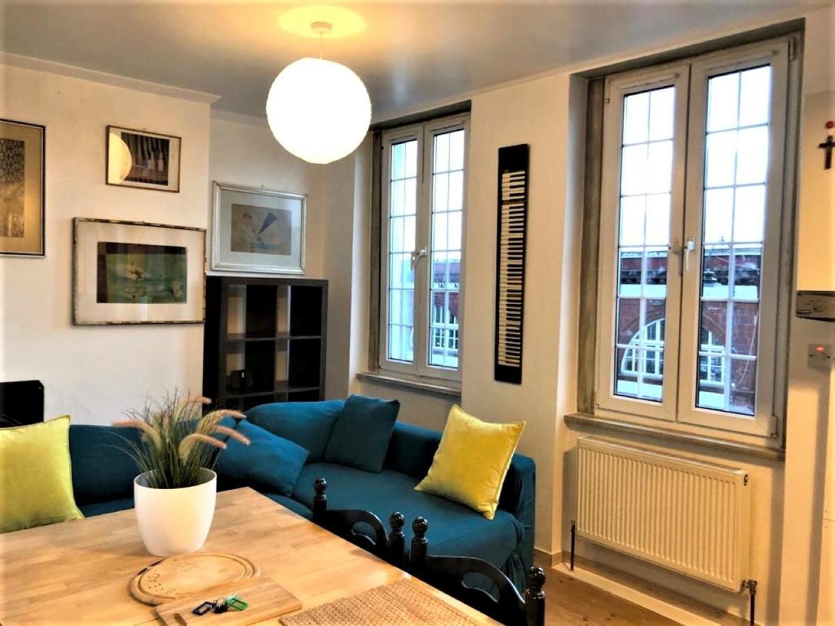 Splendid 1 Bedroom Flat + Terrace London Exterior foto
